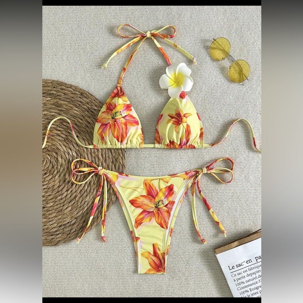 Floral Yellow Bikini Set L (8/10) Large women brand new SHEIN swimsuit